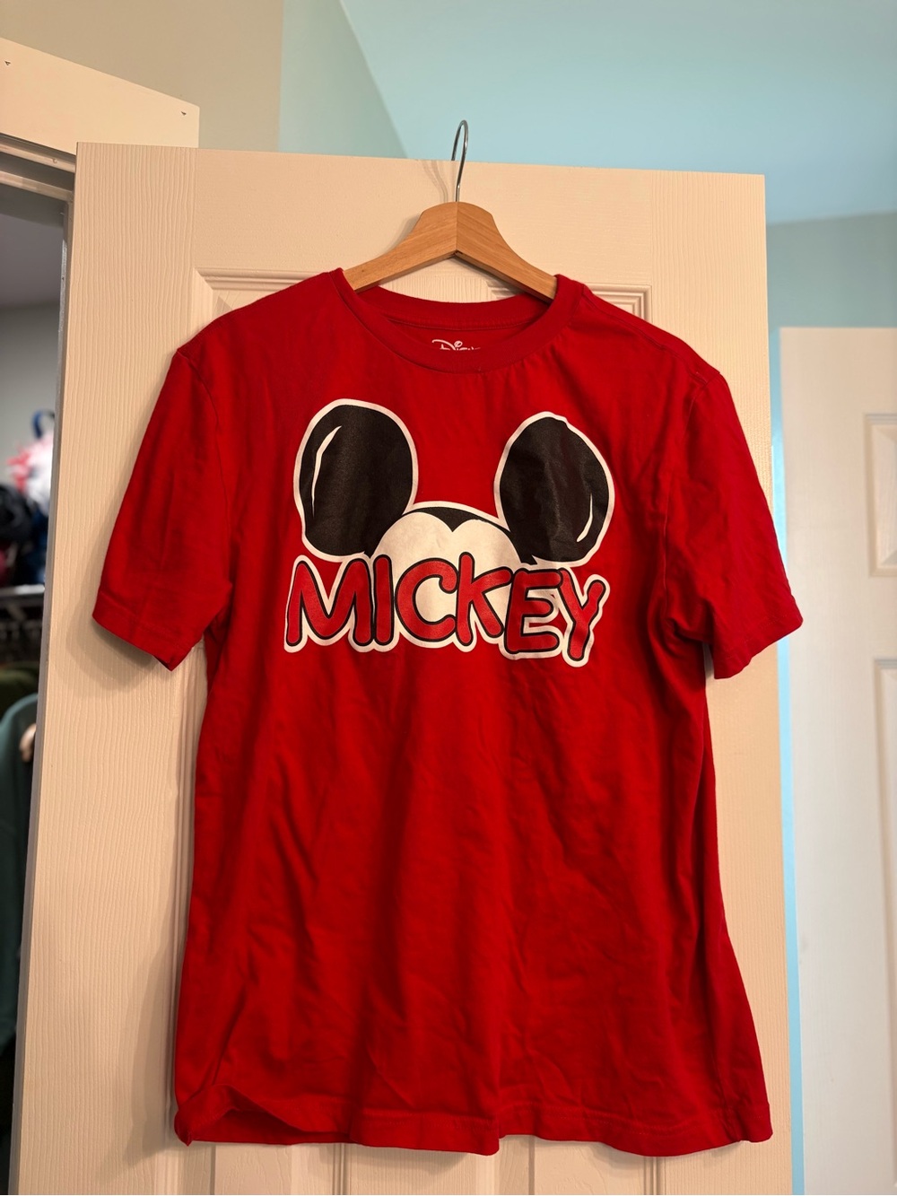 Disney Mickey Graphic Tee medium